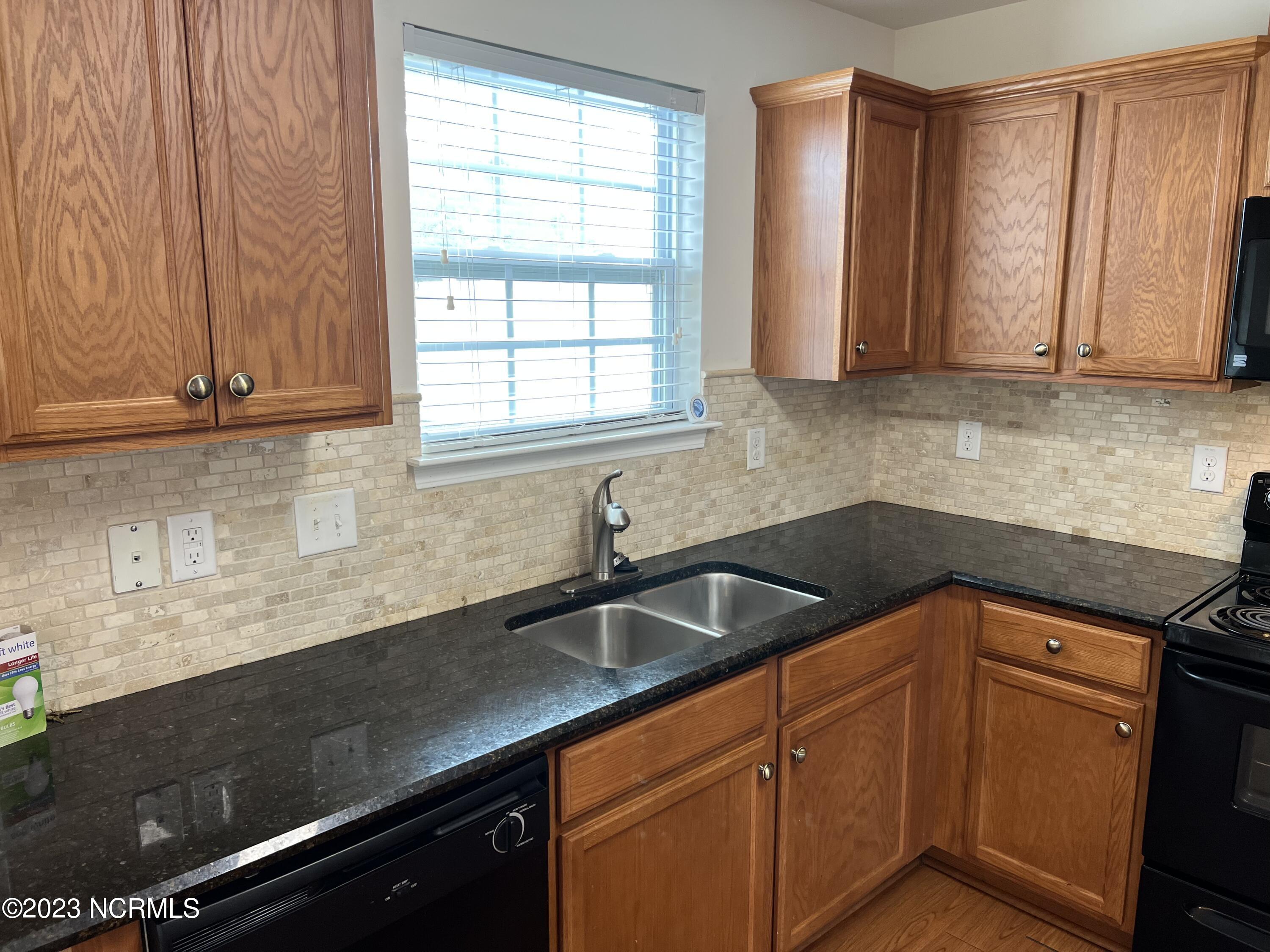 305 Battery Way Bunnlevel, NC 28323 - Photo 9 of 57 C569159B-AB66-47C6-9700-4DDEB3050113