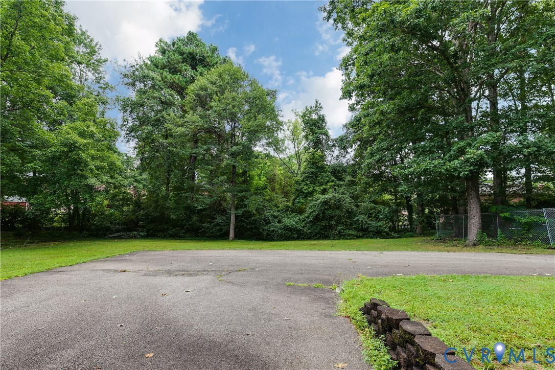 3924 Belspring Road Chester, VA 23831 - Photo 3 of 36