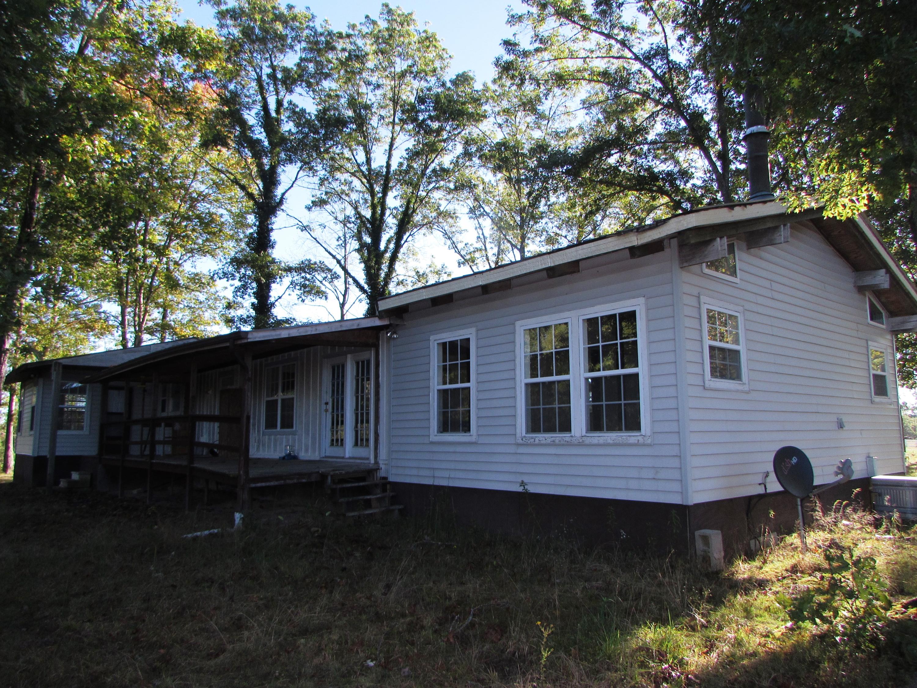 205 Junior Hall Road Road Sunbright, TN 37872 - Photo 27 of 33 home view