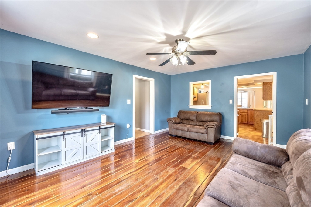 134 Huntington Road Russell, MA 01071 - Photo 12 of 36