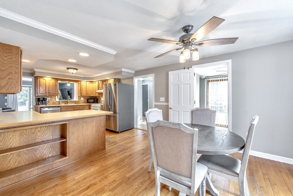 134 Huntington Road Russell, MA 01071 - Photo 8 of 36