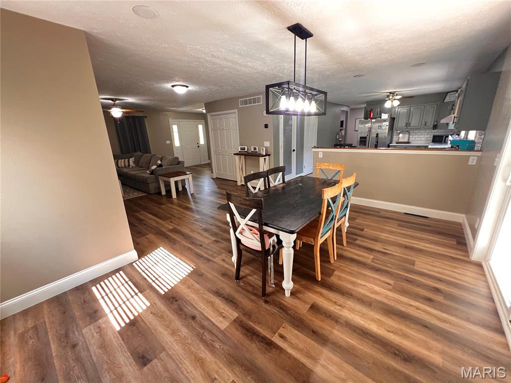 4992 Cross Road Salem, IL 62881 - Photo 12 of 30