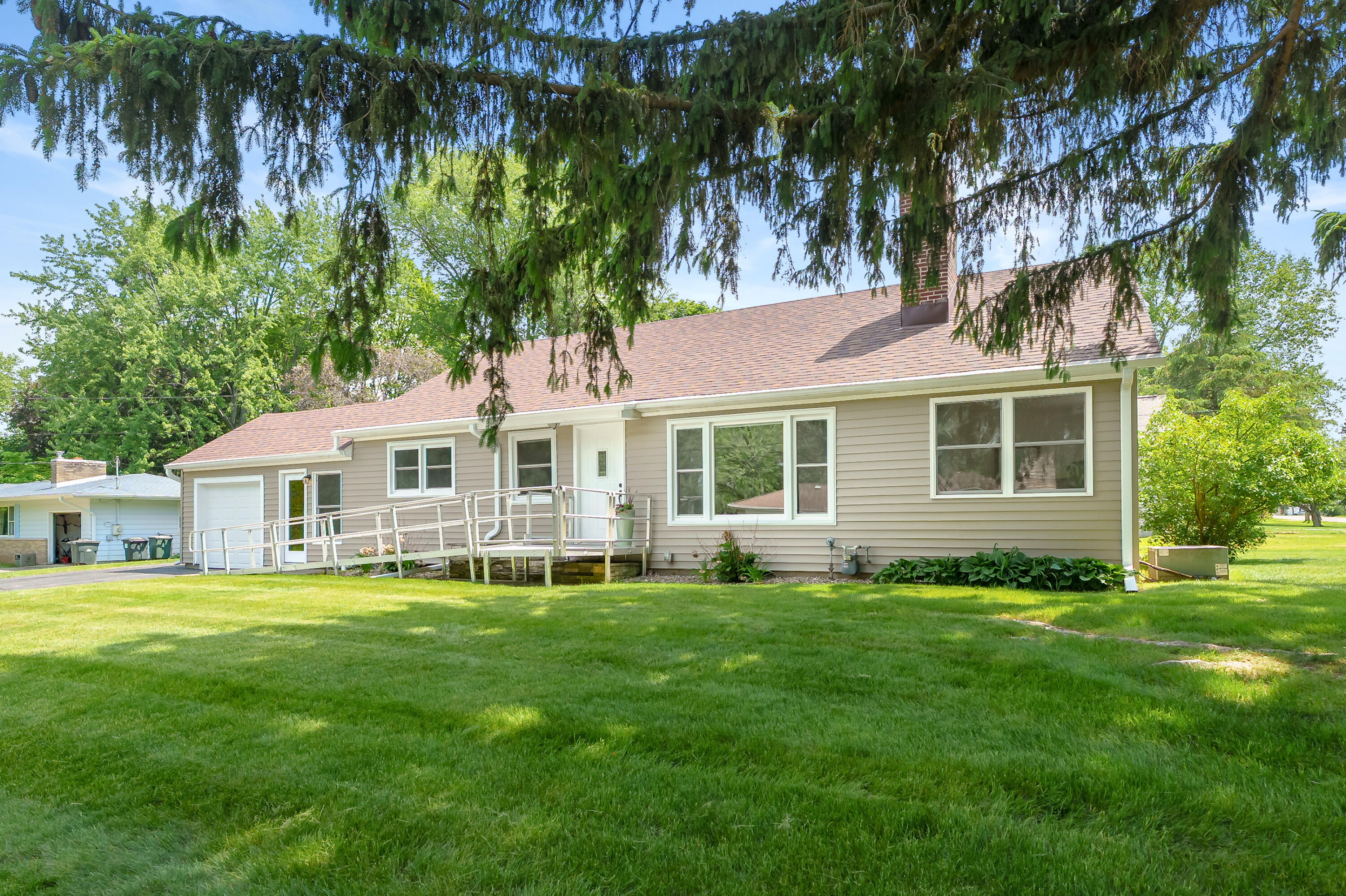 95 West Langley Road Battle Creek, MI 49015 - Photo 2 of 44 Langley Rd 95 Battle Creek 49015-37