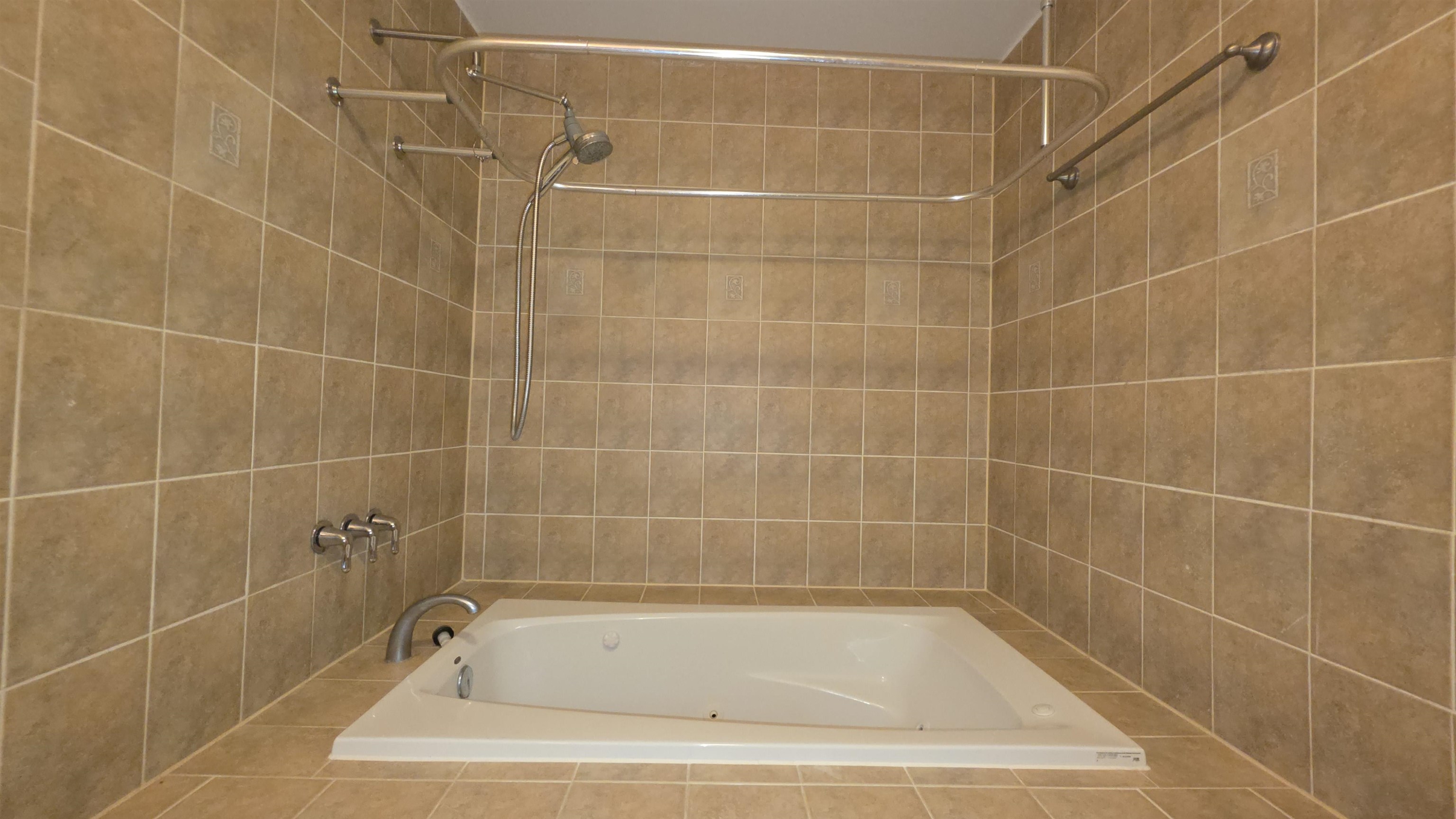 712 17th Street, Unit 1 Union City, NJ 07087 - Photo 5 of 14