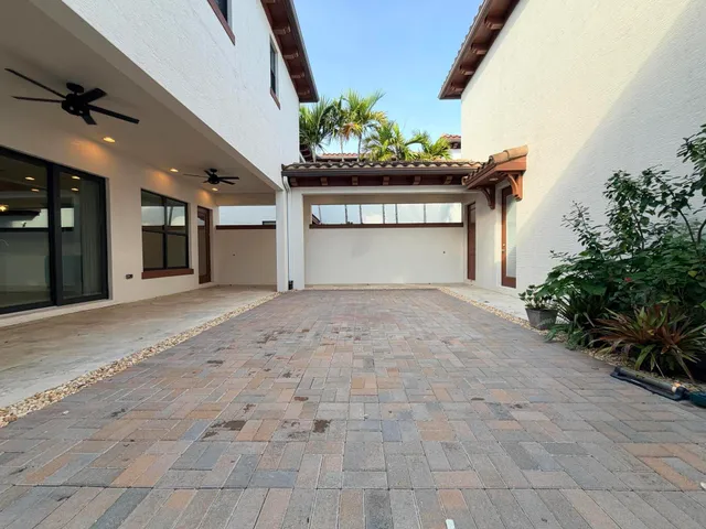 $8,500 | 2074 Dickens Terrace, Palm Beach Gardens, FL 33418