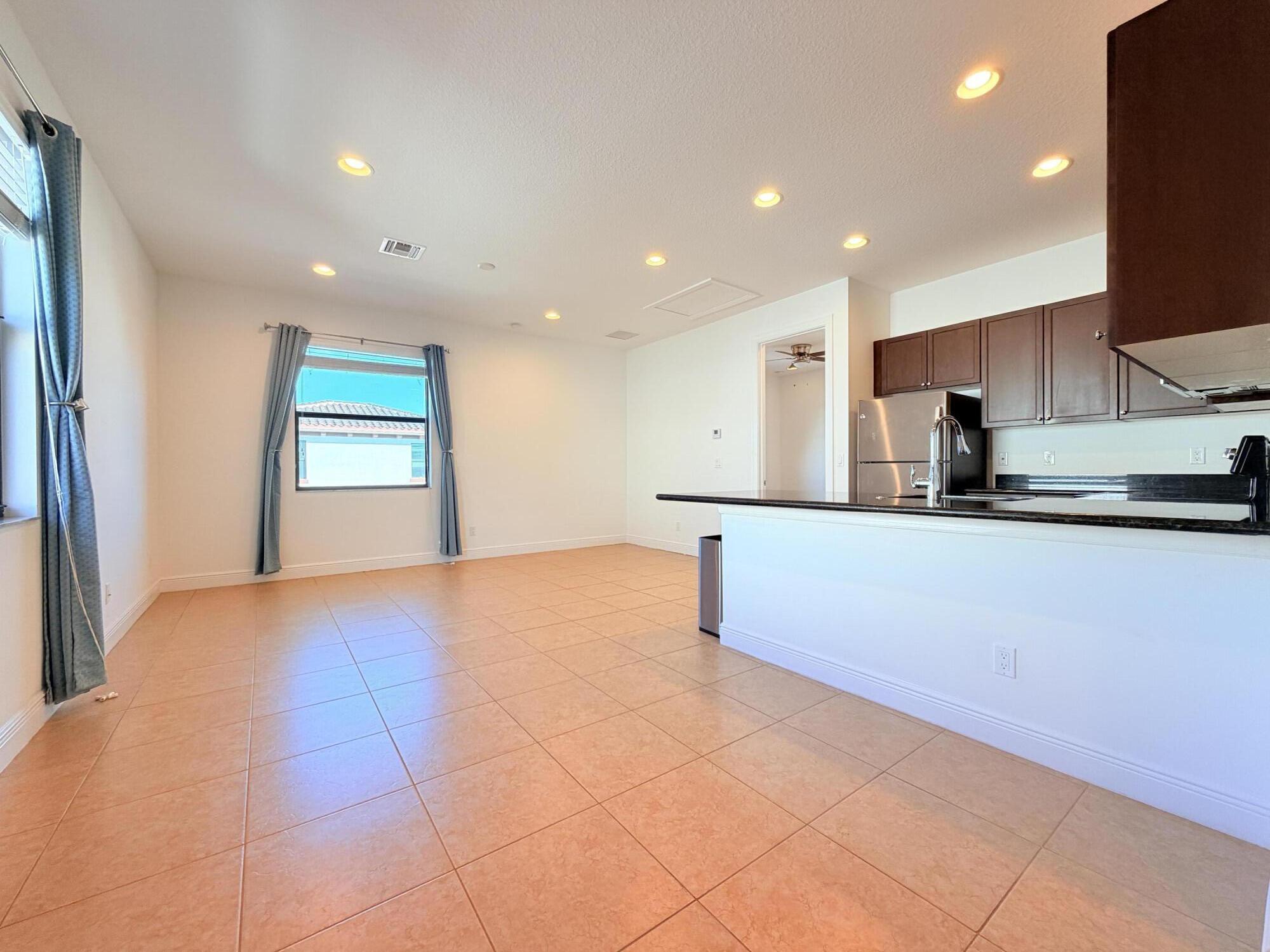 2074 Dickens Terrace Palm Beach Gardens, FL 33418 - Photo 37 of 65 Guest House Living Room 1