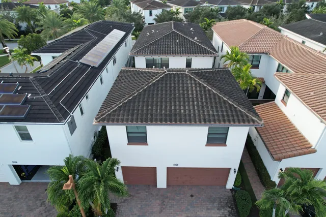 $8,500 | 2074 Dickens Terrace, Palm Beach Gardens, FL 33418