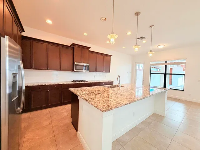 $8,500 | 2074 Dickens Terrace, Palm Beach Gardens, FL 33418