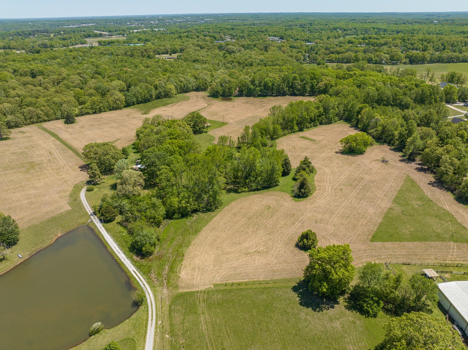 1104 Pond Switch Road Dickson, TN 37055 - Photo 28 of 40 Gallery Image 28