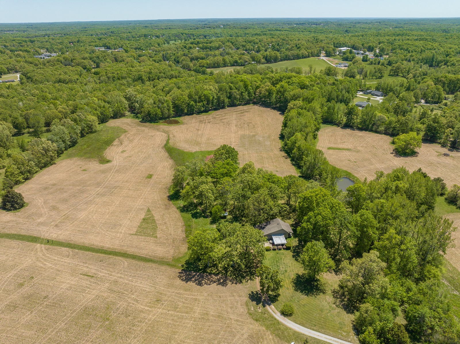 1104 Pond Switch Road Dickson, TN 37055 - Photo 35 of 40 Gallery Image 35