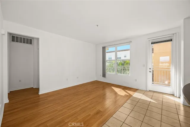 $728,000 | 83 East Commonwealth Avenue, Unit 3C, Alhambra, CA 91801