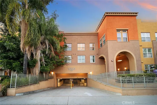 $728,000 | 83 East Commonwealth Avenue, Unit 3C, Alhambra, CA 91801