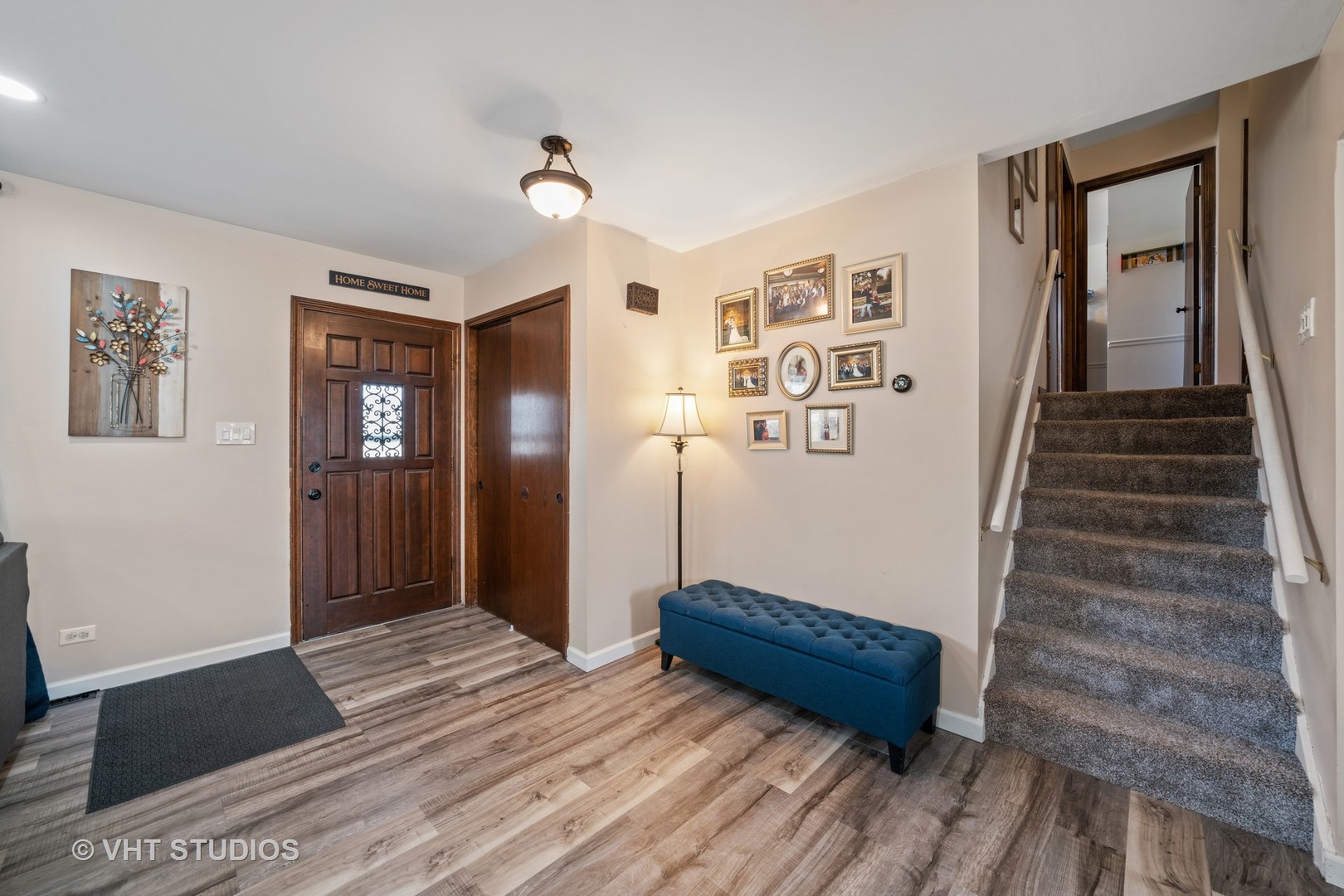 27W155 Manchester Road Winfield, IL 60190 - Photo 11 of 32