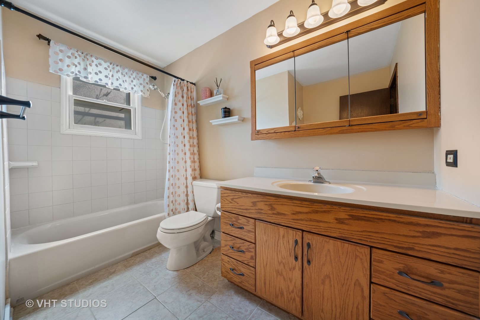 27W155 Manchester Road Winfield, IL 60190 - Photo 18 of 32