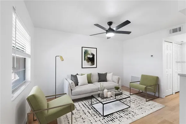 $1,475 | 6262 Emerson Avenue South, Unit 28, St. Petersburg, FL 33707