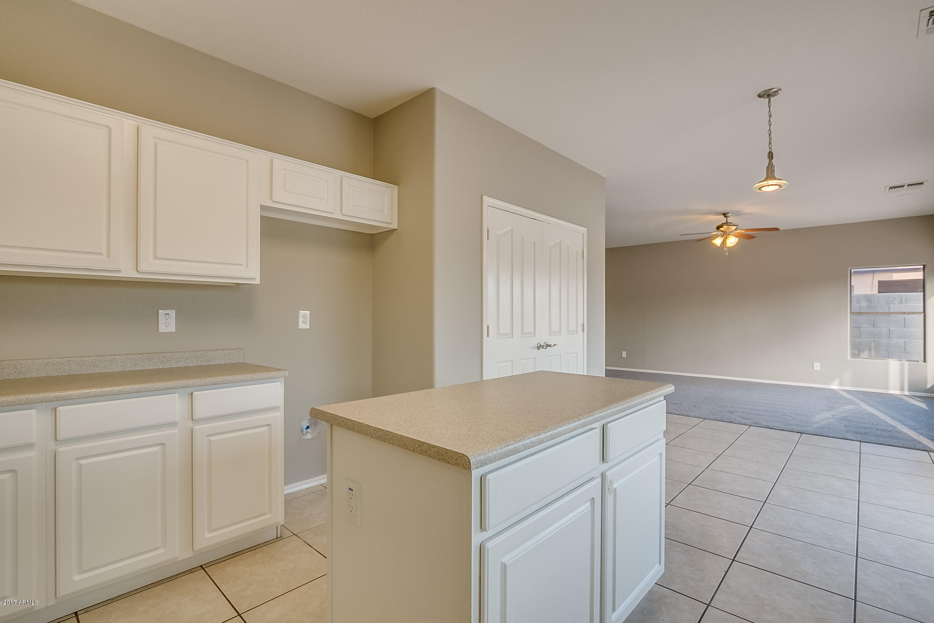 1534 West Alta Vista Road Phoenix, AZ 85041 - Photo 3 of 13 Alta-21