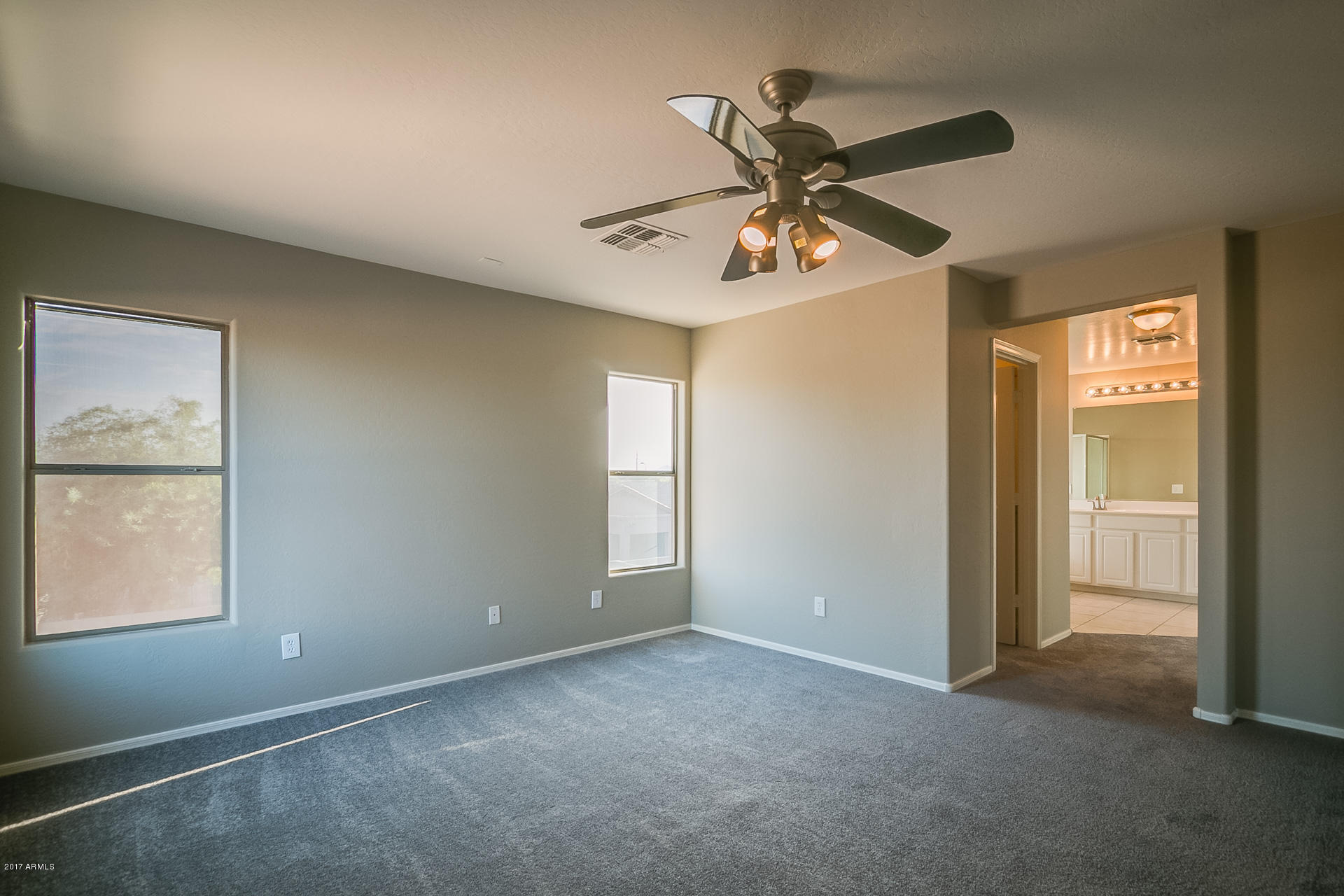 1534 West Alta Vista Road Phoenix, AZ 85041 - Photo 8 of 13 Alta-45