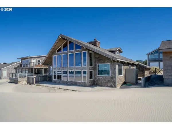 $1,780,000 | 34650 Ocean Drive, Pacific City, OR 97135