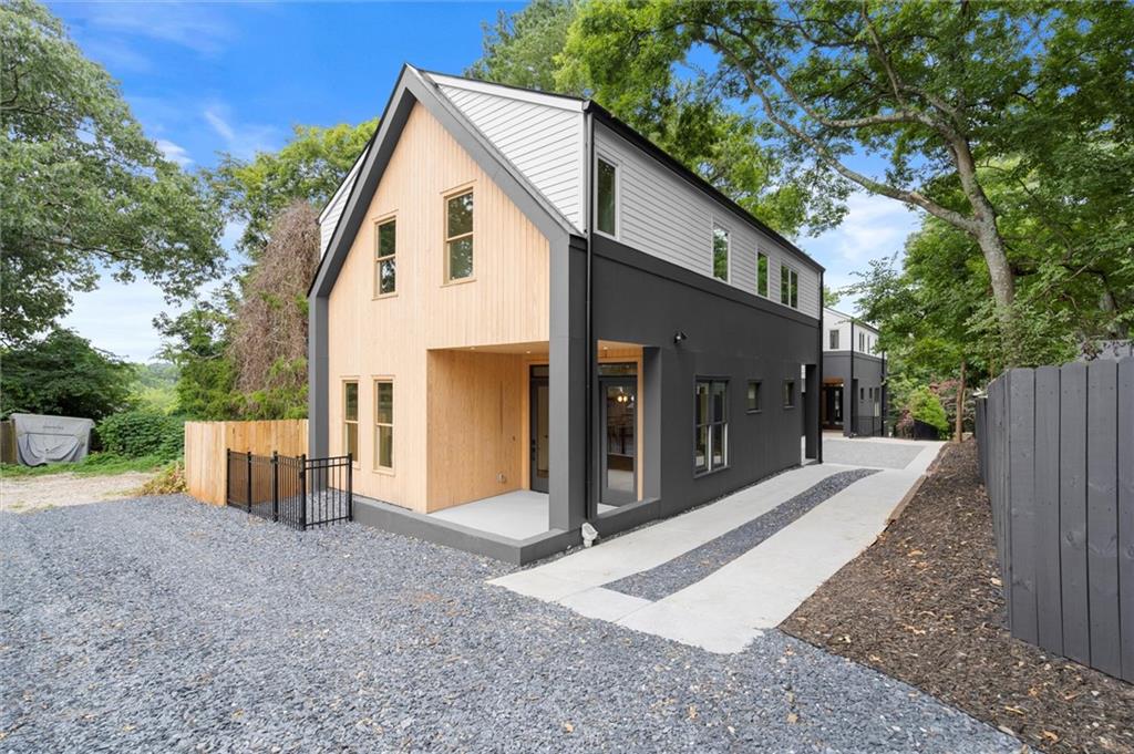 1010 B Boulevard Southeast Atlanta, GA 30312 - Photo 2 of 59