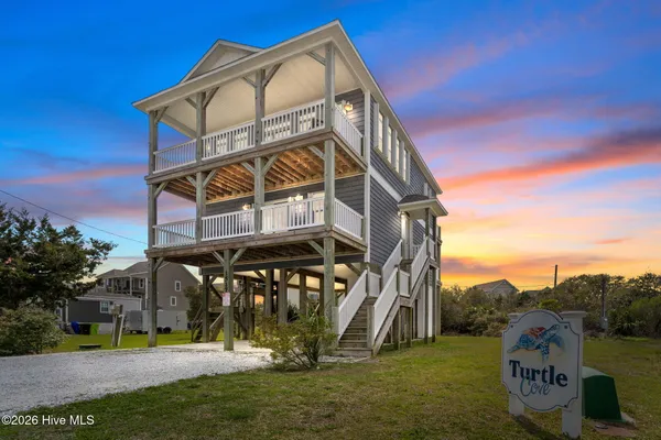 $775,000 | 1517 Wahoo Street, North Topsail Beach, NC 28460