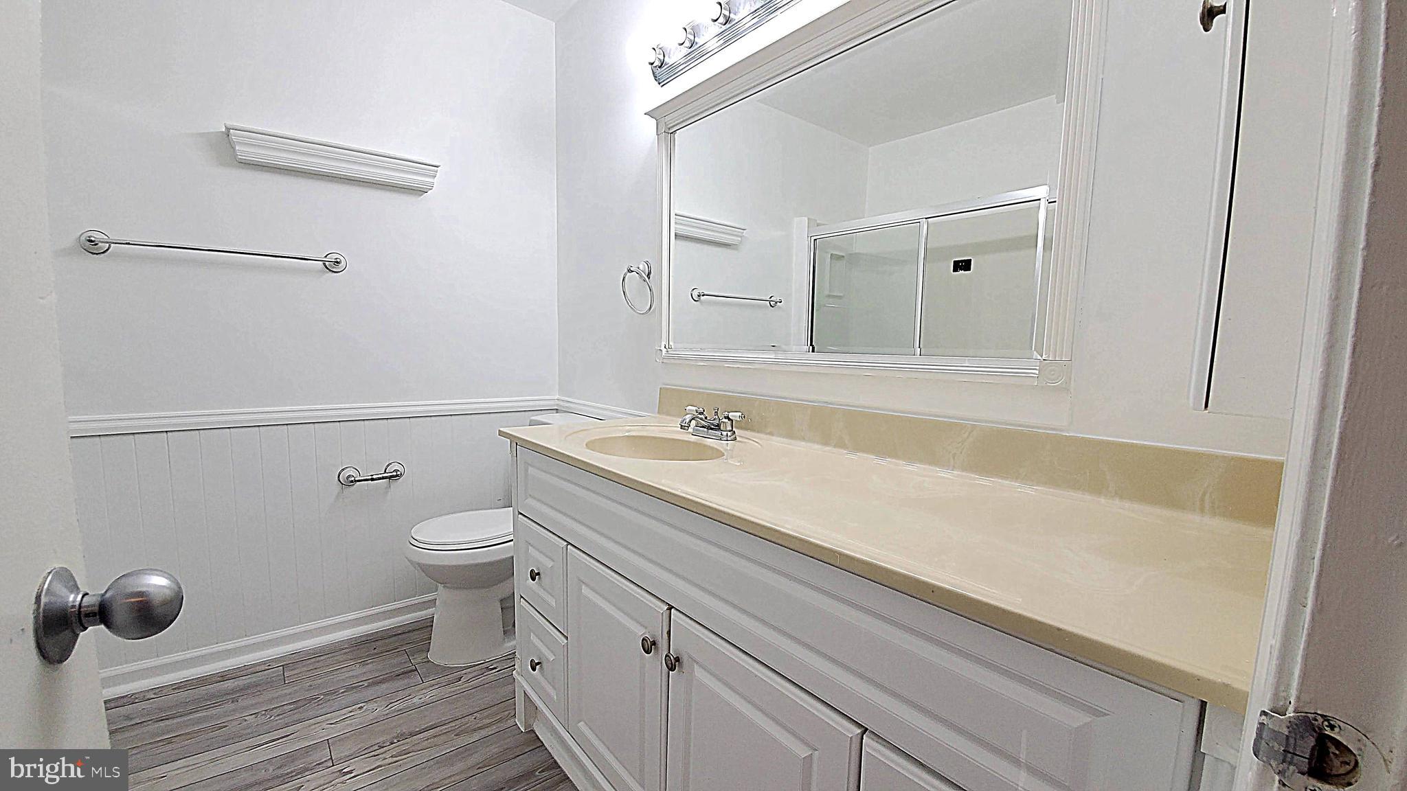 14524 Golden Oak Road Centreville, VA 20121 - Photo 24 of 39 Full Bath