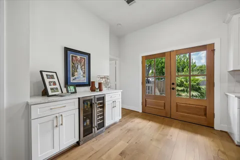 $750,000 | 917 Moody Street, Houston, TX 77009
