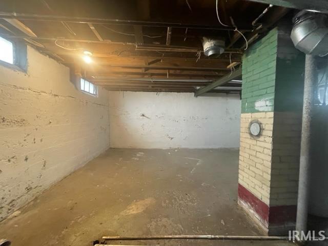 411 Studebaker Street South Bend, IN 46628 - Photo 19 of 31 Gallery Image 19