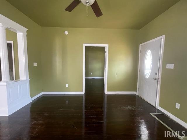 411 Studebaker Street South Bend, IN 46628 - Photo 3 of 31 Gallery Image 3