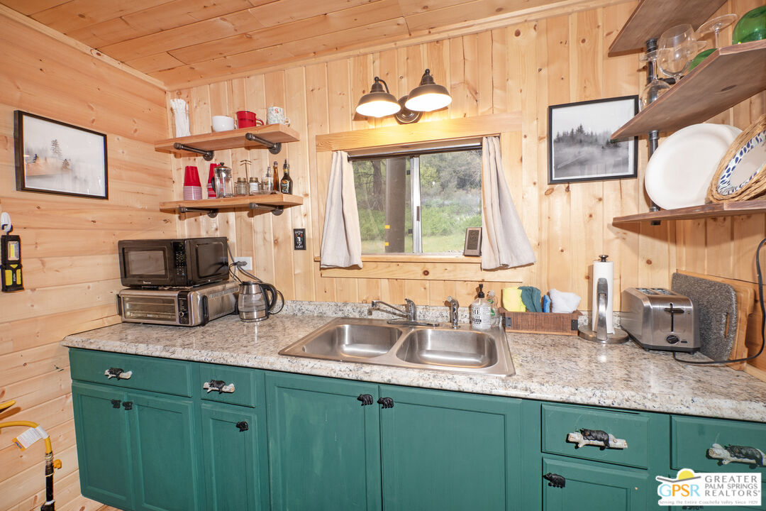 69 7 Oaks Road Angelus Oaks, CA 92305 - Photo 12 of 36