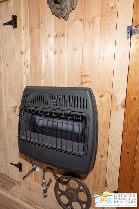 69 7 Oaks Road Angelus Oaks, CA 92305 - Photo 18 of 36