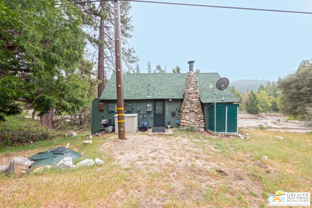 69 7 Oaks Road Angelus Oaks, CA 92305 - Photo 25 of 36
