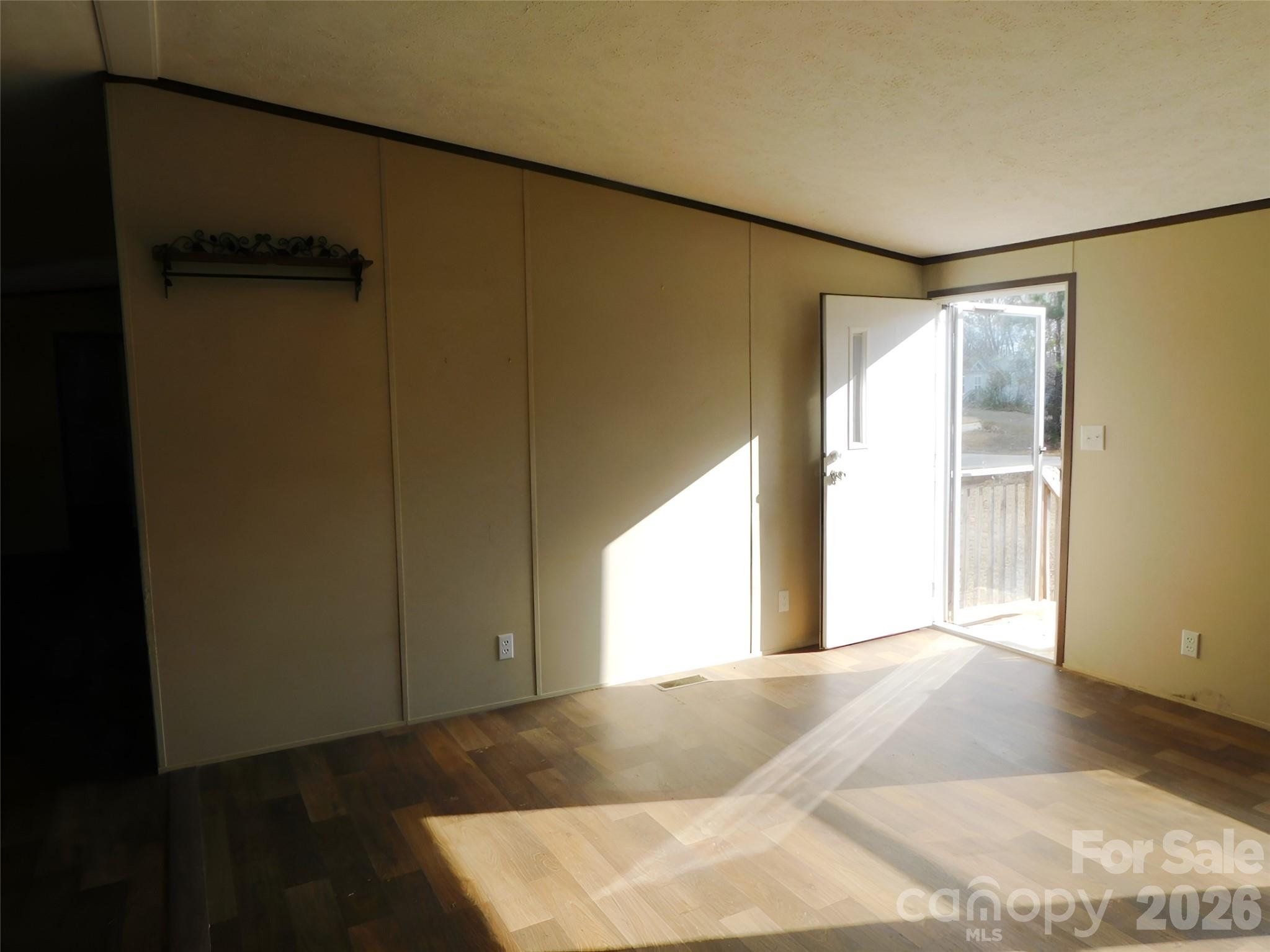 149 Bramble Trail Salisbury, NC 28144 - Photo 13 of 27 a view of a big room with closet and windows