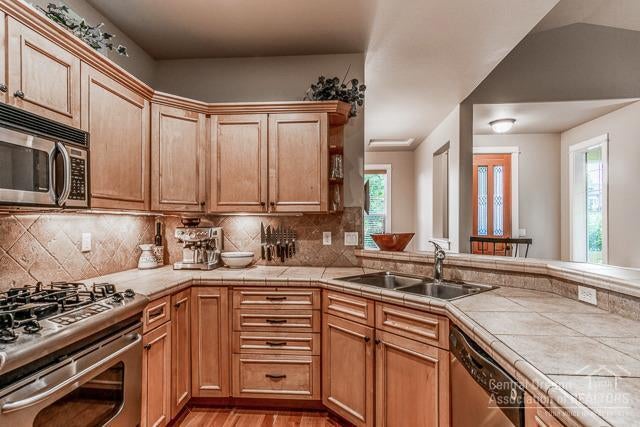 61438 Davis Lake Loop Bend, OR 97702 - Photo 12 of 20 Additional Photo