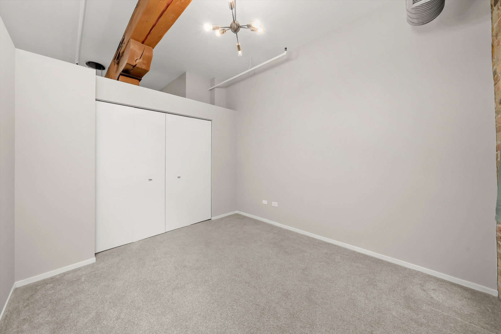 417 South Jefferson Street, Unit 209B Chicago, IL 60607 - Photo 13 of 21 a view of small space