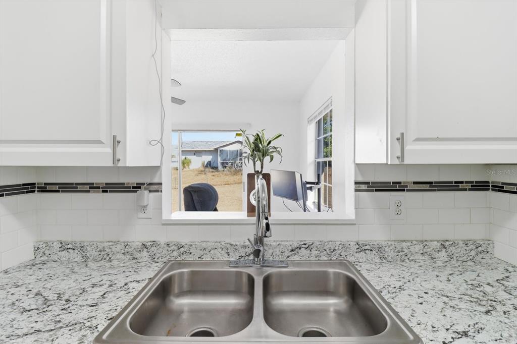 5284 Springwood Road Spring Hill, FL 34609 - Photo 15 of 46