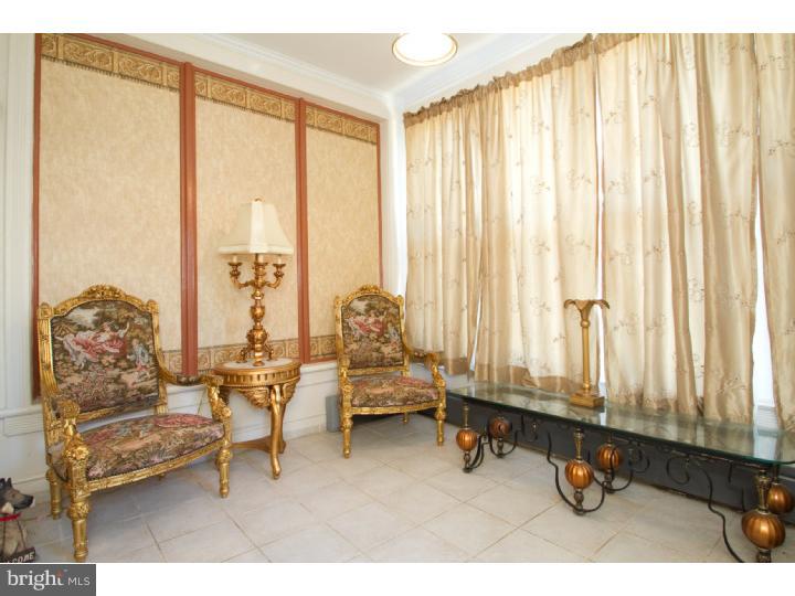 5122 Gainor Road Philadelphia, PA 19131 - Photo 3 of 25 Gallery Image 3