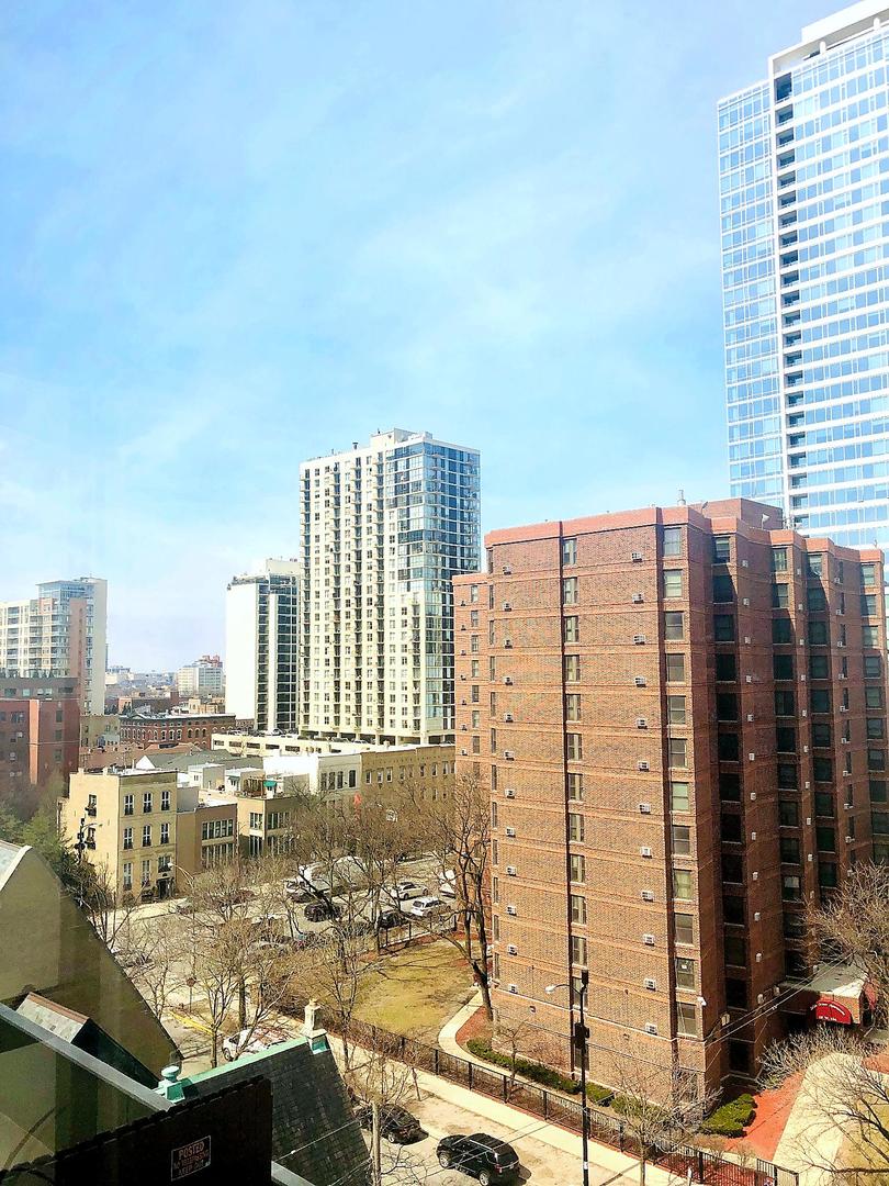 1122 North Clark Street, Unit 904 Chicago, IL 60610 - Photo 13 of 15