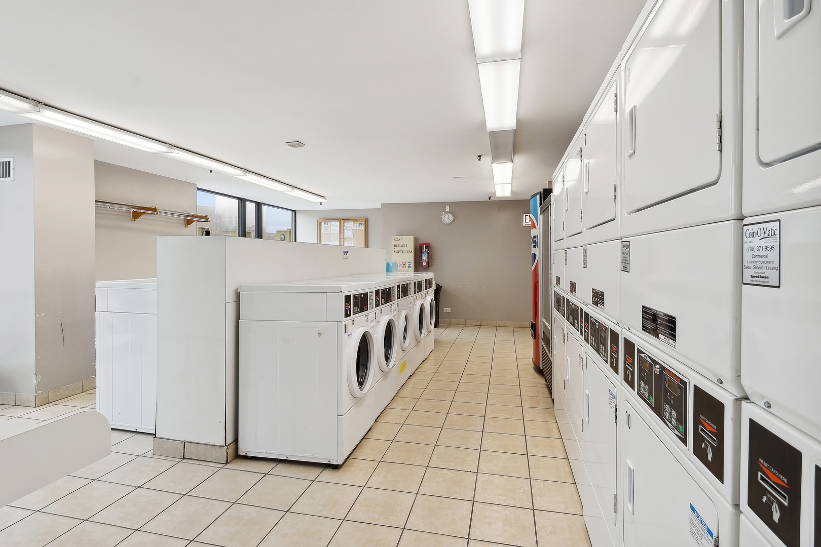 1122 North Clark Street, Unit 904 Chicago, IL 60610 - Photo 15 of 15