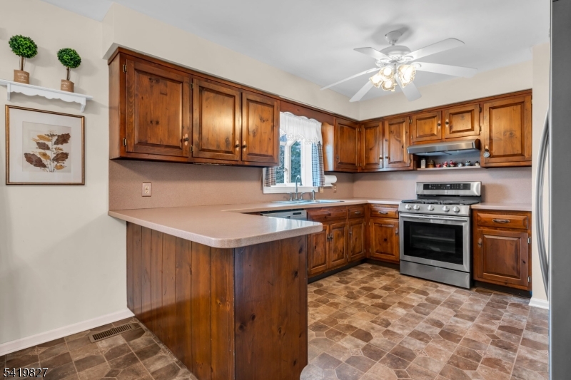 200 Zion Road Hillsborough, NJ 08844 - Photo 5 of 34