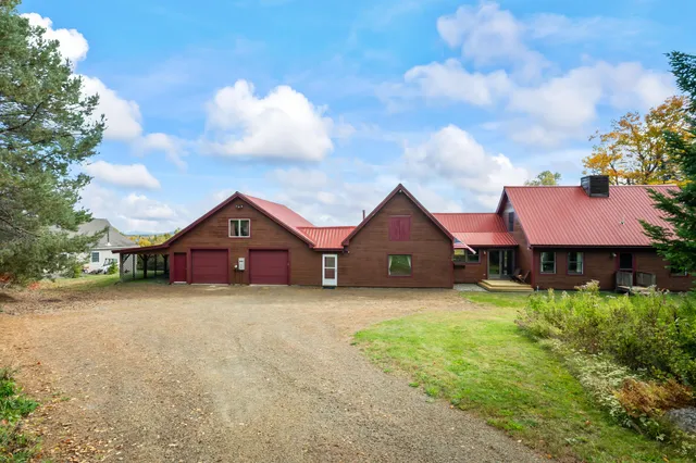 $648,000 | 577 Loon Lake Road, Rangeley, ME 04970