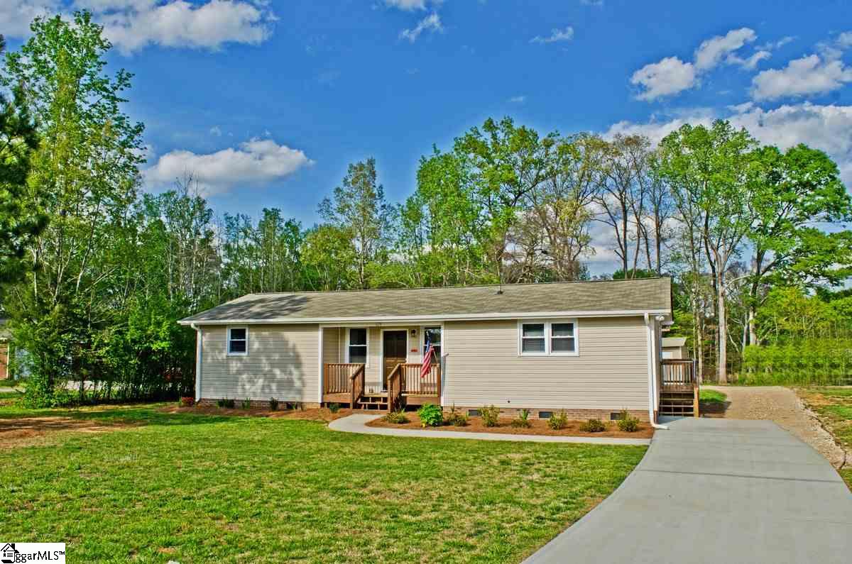 628 Jonesville Road Simpsonville, SC 29681 - Photo 1 of 24 Gallery Image 1