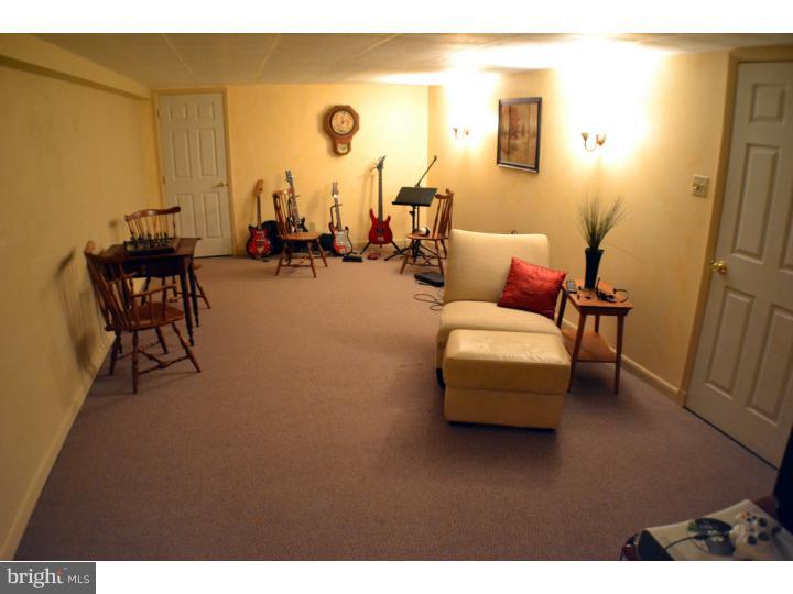 5913 Corrigan Road Doylestown, PA 18902 - Photo 15 of 25 Basement - Finished