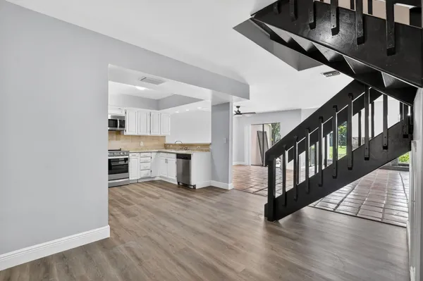 $3,900 | 22847 Ironwedge Drive, Boca Raton, FL 33433