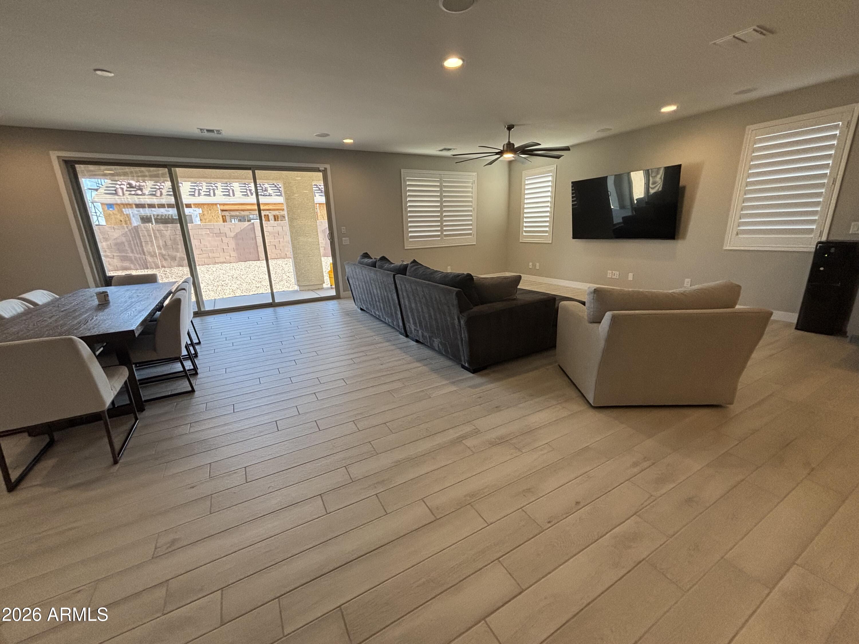 16911 West Jenan Road Surprise, AZ 85388 - Photo 9 of 40 IMG_8491