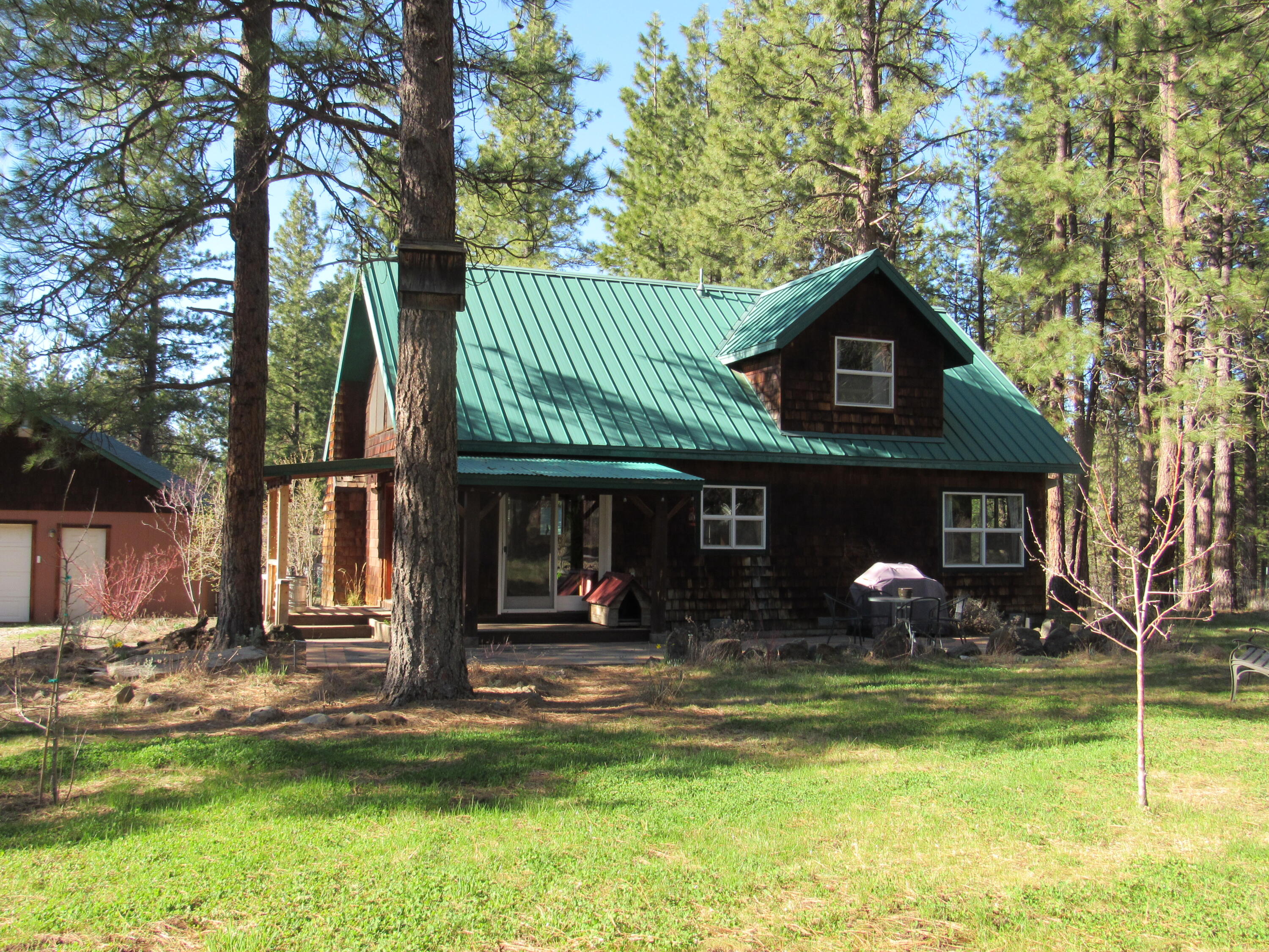 35861 South Chiloquin Road Chiloquin, OR 97624 - Photo 1 of 29 IMG_2938