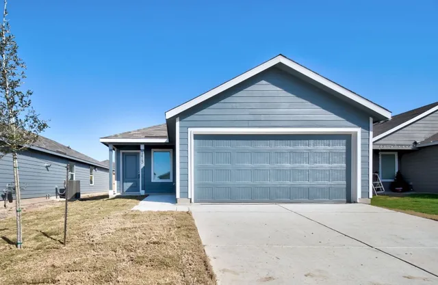 $1,500 | 2413 Legends Creek, New Braunfels, TX 78130