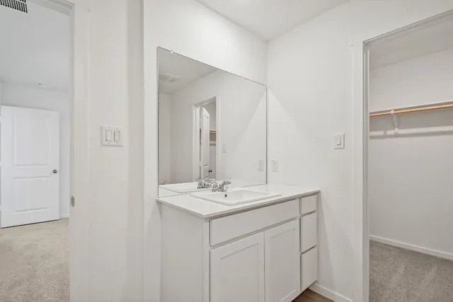 $1,500 | 2413 Legends Creek, New Braunfels, TX 78130