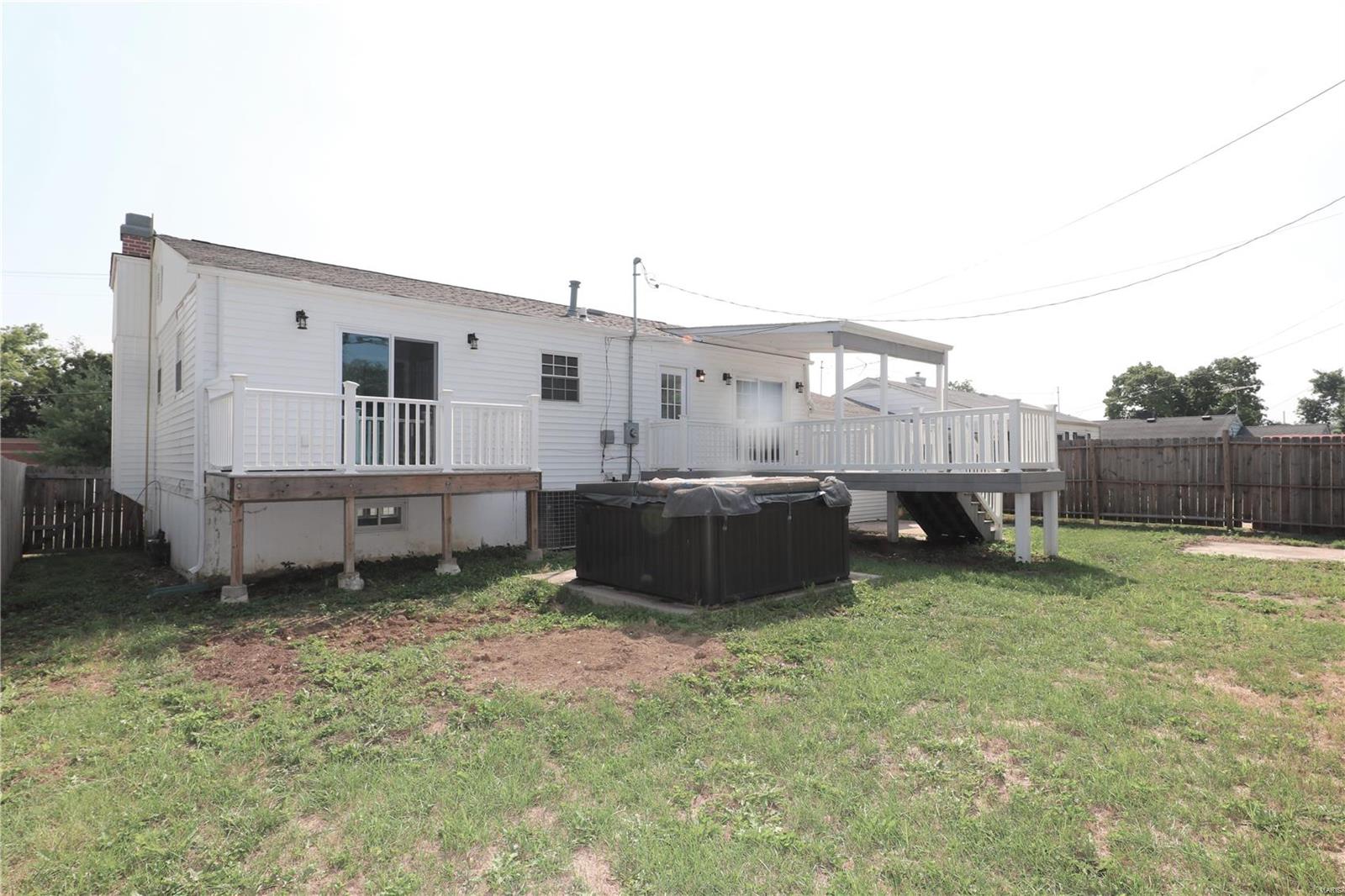 7352 Mexico Road St. Peters, MO 63376 - Photo 4 of 22