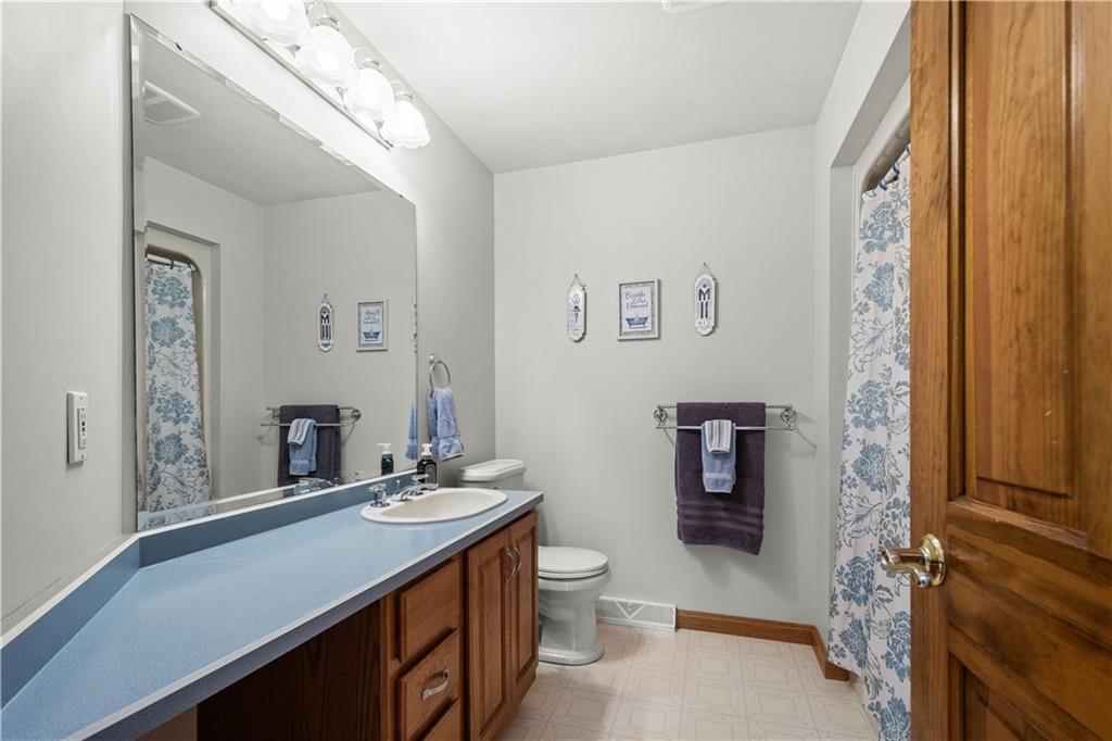 216 Seminole Trail Butler, PA 16001 - Photo 24 of 41 Gallery Image 24