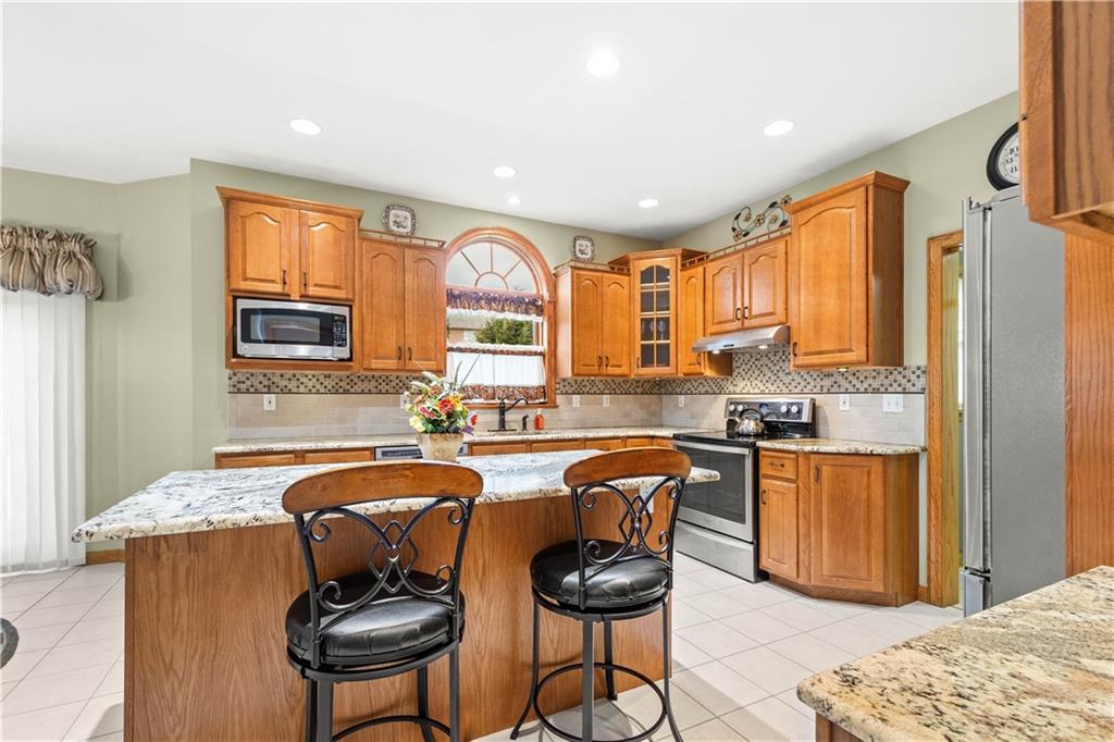 216 Seminole Trail Butler, PA 16001 - Photo 7 of 41 Gallery Image 7